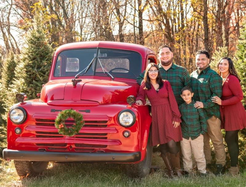 Outdoor Christmas Photography 2025